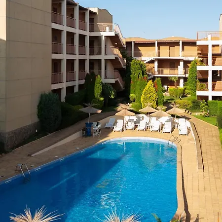 частен в затворен комплекс * Sinemorec