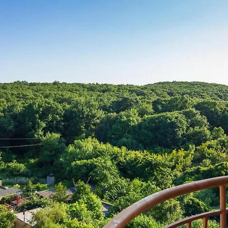 частен в затворен комплекс Apartamento Sinemoretz