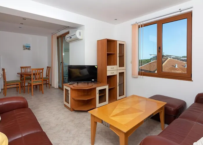 частен в затворен комплекс *